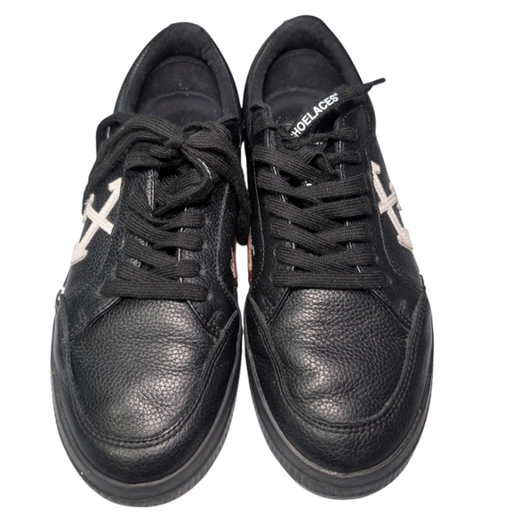 Off-White Black and Red Men's Sneakers - Picture 5 of 7